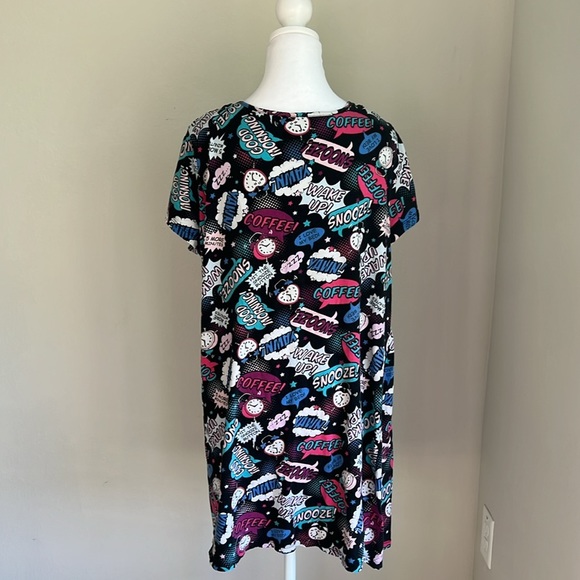 Secret Treasures women’s capped sleeve nightshirt - Picture 4 of 6